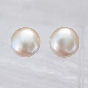 Vintage Clip On Earrings 7/8" Domed Faux Pearl Classic Stylish Glam